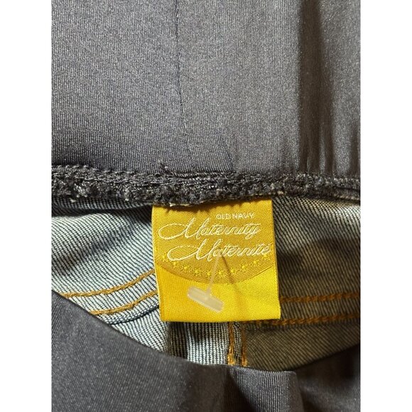 Old Navy Maternity Bundle - Size Small - 4 Pieces - Jeans, Pajamas, Tank Top - Picture 7 of 11